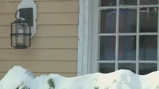 Maine businesses navigate service and safety during snowstorm