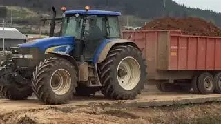 New holland TM190 soil-carrying operation