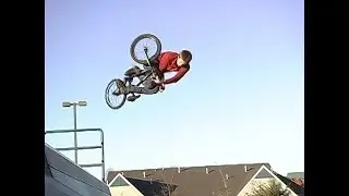 Ryan Mills 