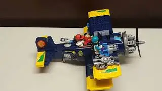 LEGO Hidden side biplane.