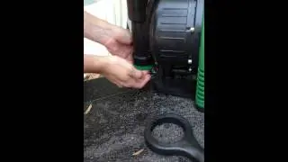 44268 / XKJ1109-PE  - Garden Pump priming