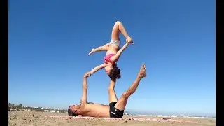 How to do❓ strange acroyoga poses X