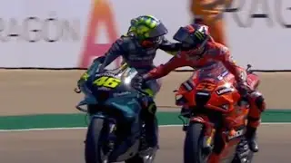 what a win😳 #Rossi student beat #marquez #aragongp #motorsport #race #vr46