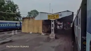 Furious 15652 Lohit Express skipping Burhwal Jn. at dusk time