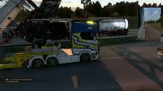 Euro Truck Simulator 2 Multiplayer Random & Funny Moments #truckersmp #ets2  #shorts #shortsfeed