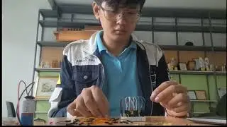 [UAS ET2203 Desain Sistem Digital] Rangkaian LED Chaser Breadboard ASLI - Johanes N. H. - 18123056