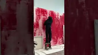 The artists vs the art 🎨🧑&zwj;🎨 With Berlin-based creative #NoahBecker #HUGOYourWay