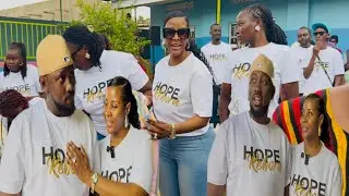 DESIRE LUZINDA NE LEVIXON LOVE KATTA E BATTE,BAKOZE CHARITY E KOSOVO NGA BAGABA E BINTU E BYENJAWULO