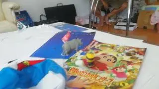 Ice Age Adventure Goldfish Feeding Baby Sloth Rhino Daughter Sisters