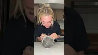 MAKING KEFIR! Kefir grains ferment in milk and make a yogurt like drink full of probiotics 🥰🥛🐄