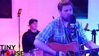 Ain't No Sunshine [Live from Tiny House]