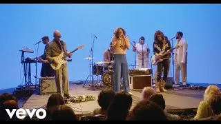 Chicano Batman - Fly (Official Live Video)