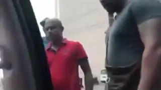 Sri Lankan drivers are fighting for the hires of foreigners