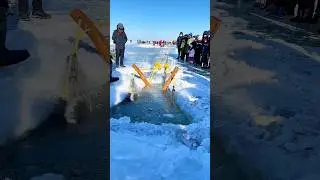 Chagan Lake Winter Fishing: Nets Rise from the Ice!