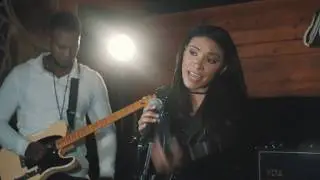 Elizabeth Liz - Tomado de  la mano- Video oficial / La Mejor Musica Cristiana 2020
