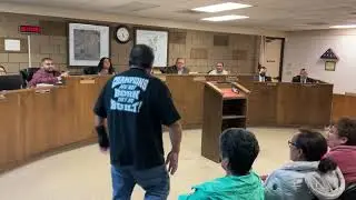 Mr. Dino P&eacute;rez gives public comment in the City of Mendota Council Meeting 12-13-2022.