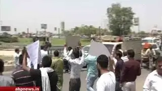 Mera Ghar Mera Haq: Amrapali buyers protest against builder in Noida Extension, traffic disrupted
