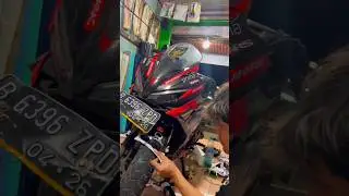 Pemasangan Decal Cbr 150 Conk Abizzzzz🔥#fypyoutube #fypage #cbr #cbr150r #fyp #decalstickers