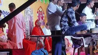 ಕೊಡು ಬೇಗ ದಿವ್ಯಮತಿ. ಸರಸ್ವತಿ ಕೊಡು ಬೇಗ. ಶ್ರೀಶೈಲ ಸಾನಿಧ್ಯದಲ್ಲಿ ಹಾಡಿರುವುದು