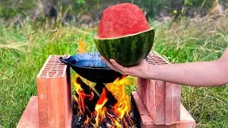 Watermelon 🍉 Vs. Boiling Oil - Experiment