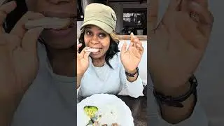 Застольные заметки 😏тарелки полны 😋мнения ещё полнее 😉 Настоящая семейная встреча 🥰 #жизнь
