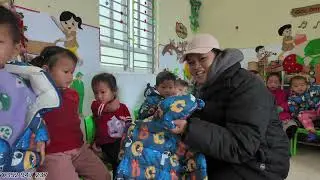 Các Cháu Nhận Quà Lớn Từ Ông Điền Vũ”Và Câu Chuyện Cảm Động Được Cô Giáo Mầm Non Chia Sẻ”