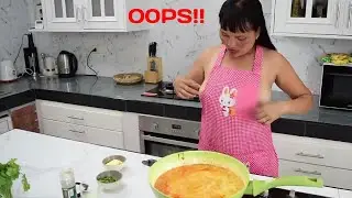 ✅ How to make BUTTER CHICKEN 😋 BRALESS in Sexy Apron 🙄