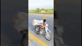 HONDA SP 160 TAKES ON PULSAR N160 IN EPIC DRAG RACE!