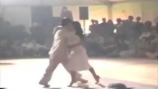 Javier Rodriguez y Geraldine Rojas si esibiscono a Fivizzano nel 2002 di Francesco El Actor