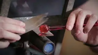 10. Skleněná vinutá figurka / Glass Wounded Figurine