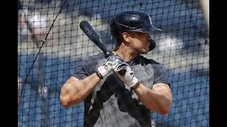 Yankees’ Giancarlo Stanton crushes HR off scoreboard