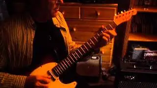 John Jorgenson shows a little part from The Hellecasters song 