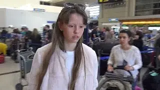 Эксклюзив X17 &mdash; девушка Шайи ЛаБафа Миа Гот носит бенгальский огонь на пальце с обручальным кольцом