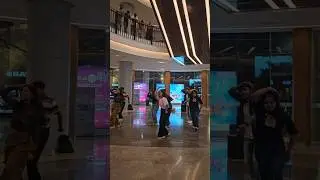 IIIT BBSR flashmob at Esplanade Mall | Bhubaneswar dance performance