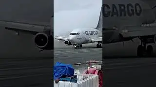 Rare Aviation Footage | Boeing 737-200 Gravel&nbsp;Runway Landing