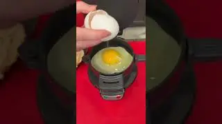 Genius breakfast sandwich maker! 😲 #easyrecipe #cooking #breakfast