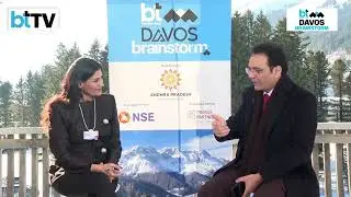 Дипали Гоенка беседует с корреспондентом Business Today Сиддхартом Зараби в Давосе 26