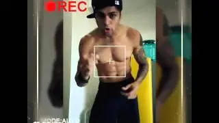 Diabetes,  Killer abs from diabetic athlete