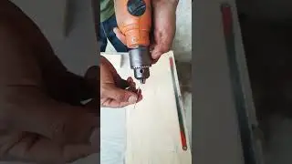 una  forma de cortar tornillos y puntillas utilizando un taladro