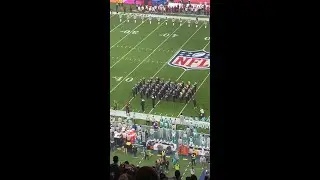 As&iacute; sono el HIMNO de ESPA&Ntilde;A en el BERNAB&Eacute;U | NFL MADRID GAME | DOLPHINS vs. COMMANDERS