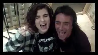 EL ARTISTA INVITADO & SARA VERGE : Se mueve
