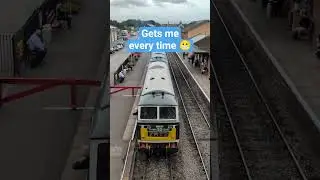 HYMEK DOUBLE-HEADER: High-pitched horn makes me jump at Bishops Lydeard