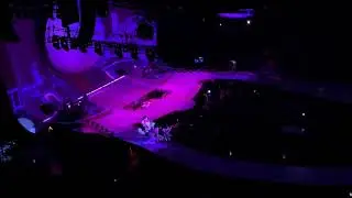 7 rings- Ariana Grande (March 22, 2019 buffalo NY)