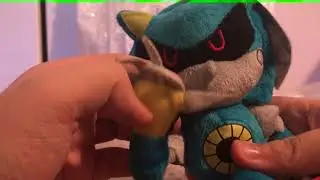 Zach reviews: Classic Metal Sonic Plush by Jazwares