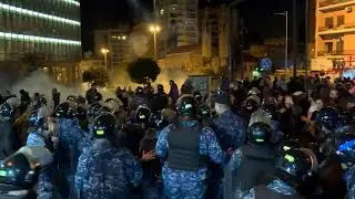 Lebanese protesters scuffle with security forces during night demo (2) | AFP