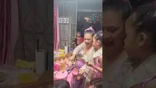 Kamea @5 mom @43 Happy kaau ang birthday with money cake hahaha