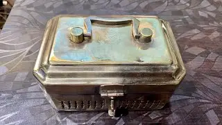 A Gorgeous Brass Paan Daan Or Betel Box In Excellent Condition - 1 - NOW ON SALE 🏷 |
