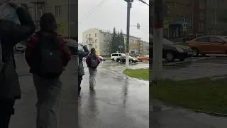 Шум дождя &mdash; лучшая музыка города      🌨️ The sound of rain is the best music in the city