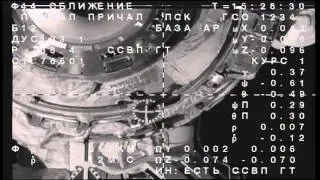 Soyuz Docks to ISS
