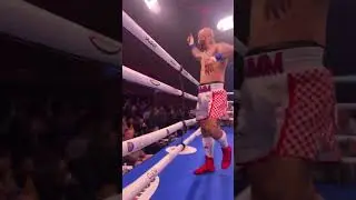POV: You're ring-side filming the moment Marko Martinjak becomes a two-weight World Champion 🎥